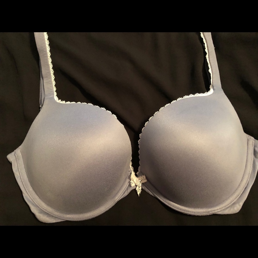 Victoria’s Secret Body by Victoria push-up and padded Bra